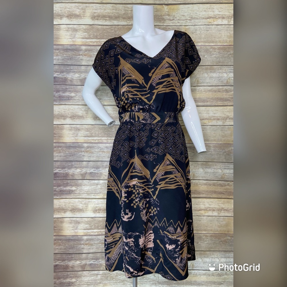 No. 6 gorgeous green and black printed silk dress size 2